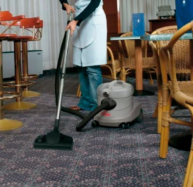Vacuums & Floor Care